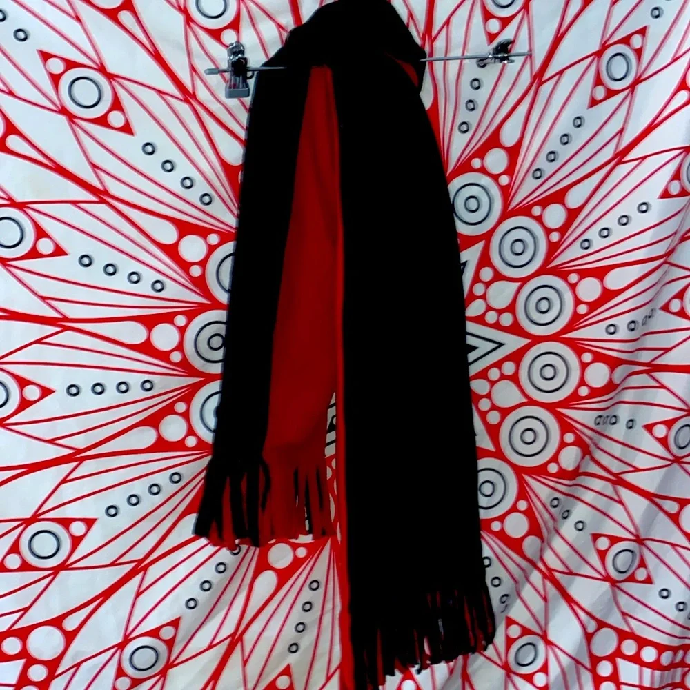 Reversible Winter Scarf - Picture 1 of 5